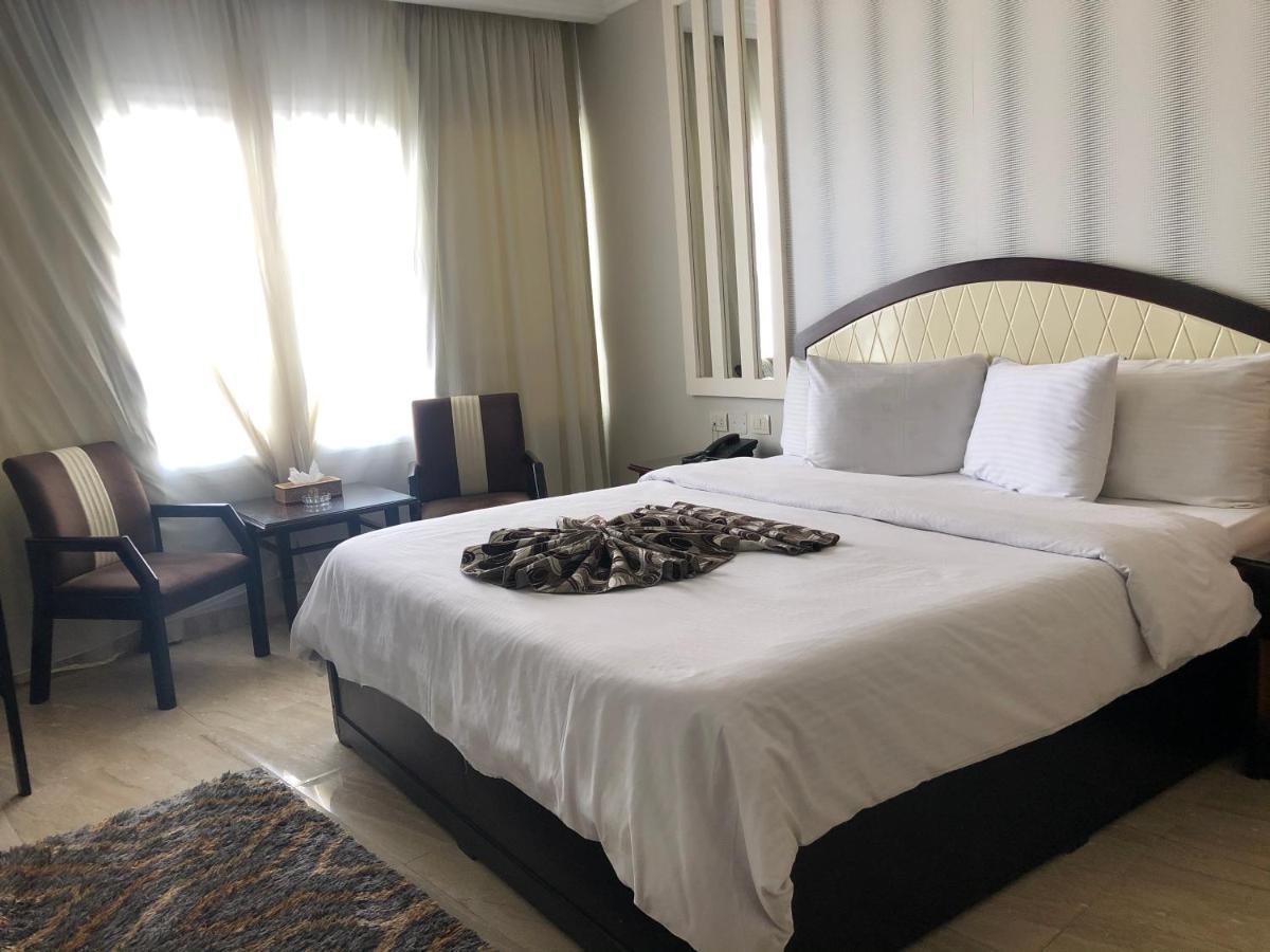 Fleet Club Mahrousa Александрия Екстериор снимка A bedroom at the hotel