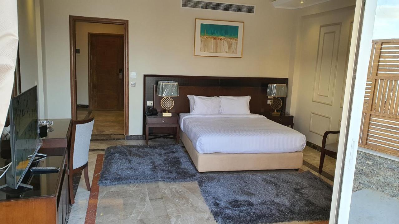Fleet Club Mahrousa Александрия Екстериор снимка A bedroom at the hotel