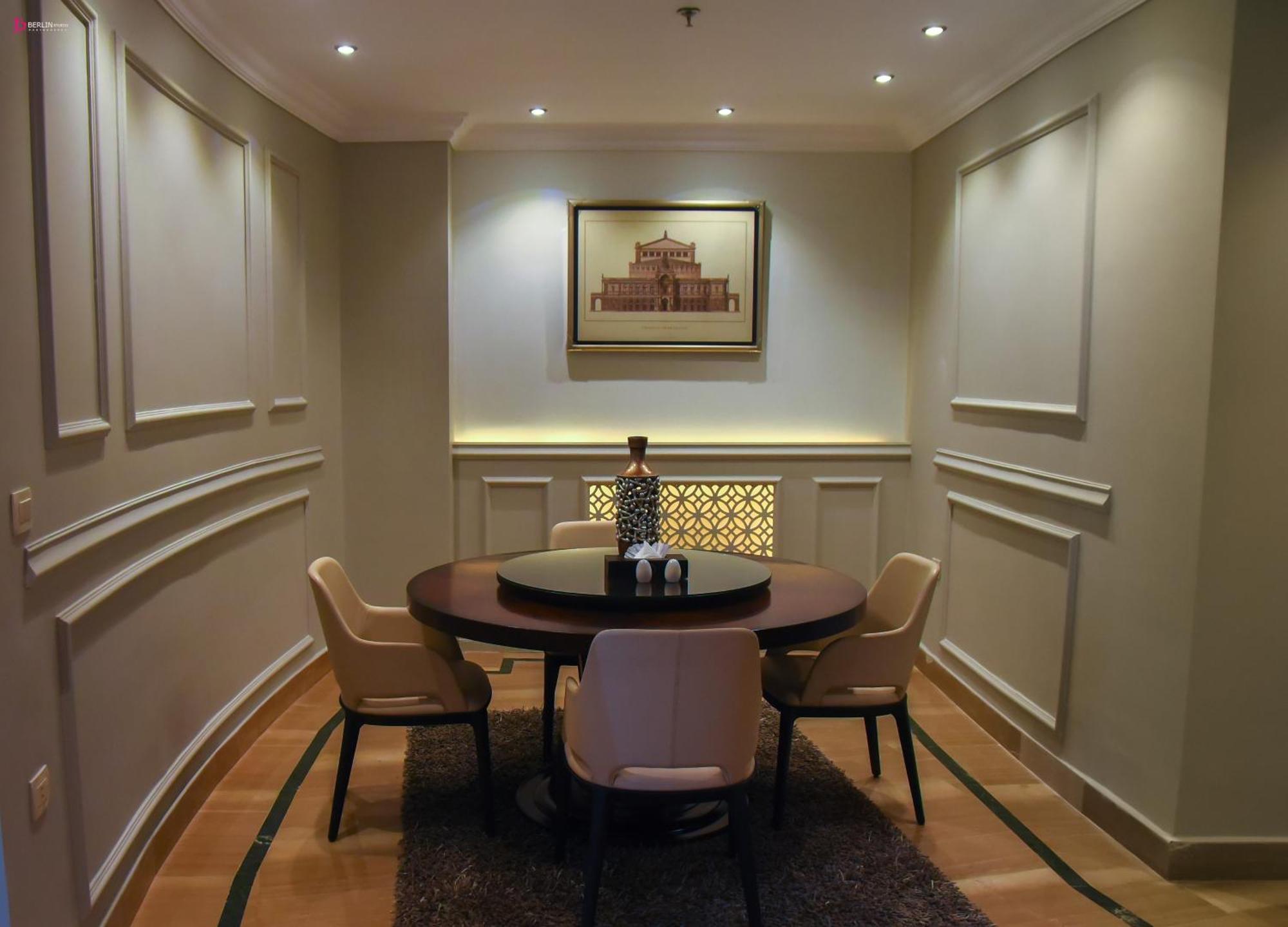 Fleet Club Mahrousa Александрия Екстериор снимка A small dining room