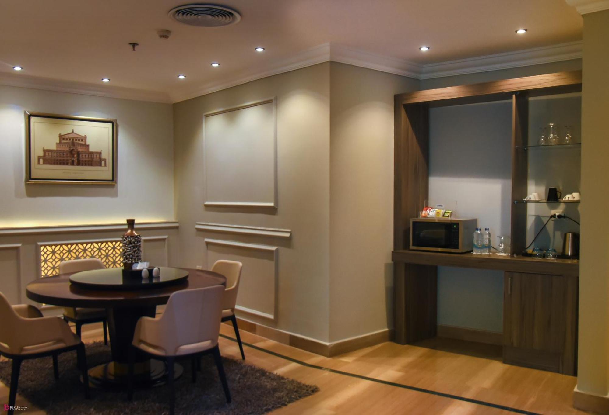 Fleet Club Mahrousa Александрия Екстериор снимка The interior of the club